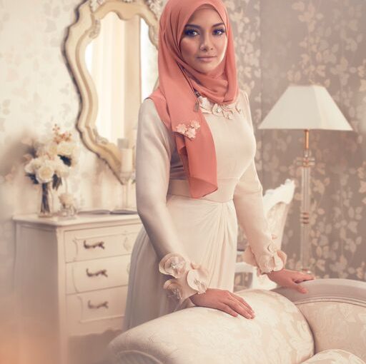 Neelofa's Naelofar Hijabs Collaborate With ZALORA 