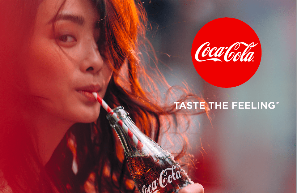 Taste the feeling. Слоган Кока колы. Реклама колы. Реклама Кока колы слоган. Кока кола попробуй Почувствуй.