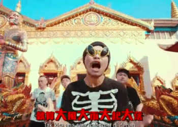 Photo: Screengrab via YouTube