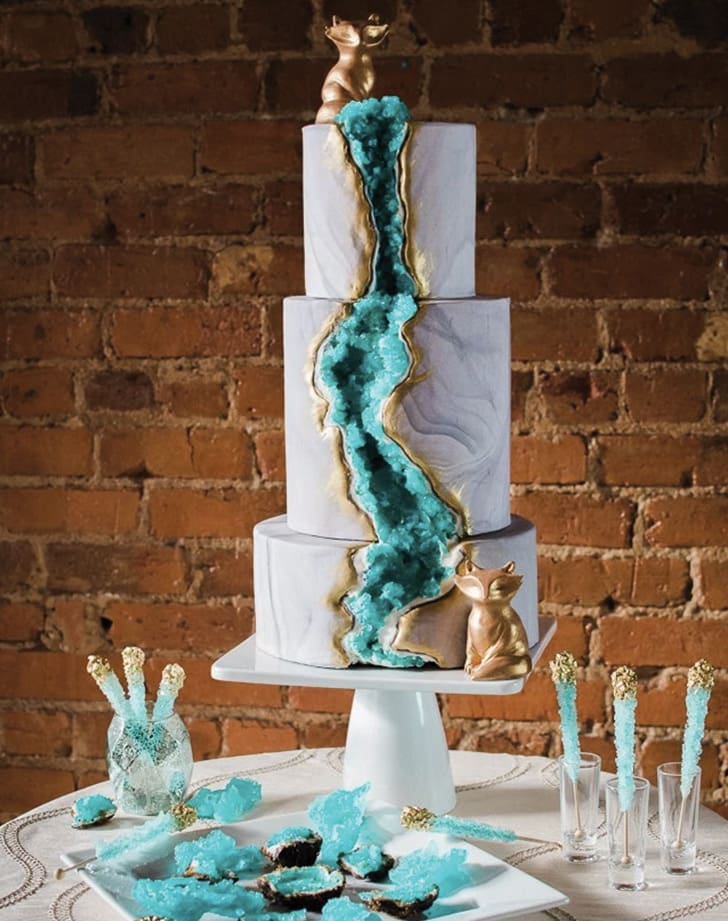 Whoa! Take A Look At These Gorgeous Geode Wedding Cakes - Lipstiq.com