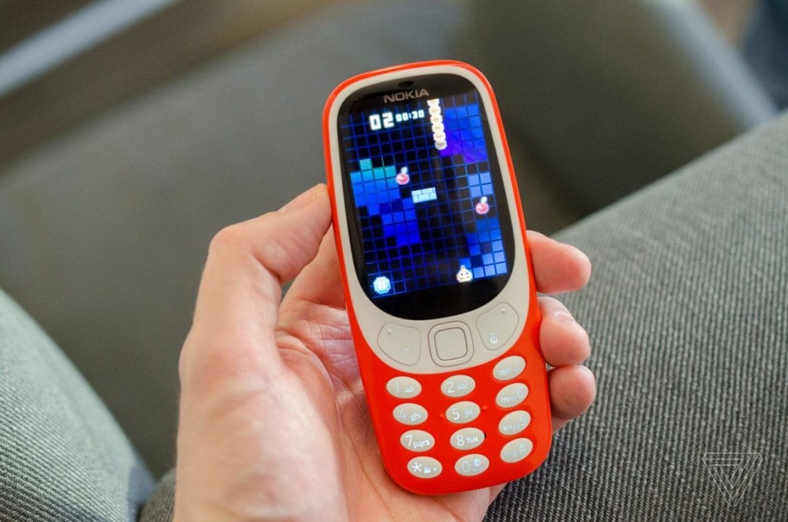 2017 Mwc Reveals Return Of Indestructible Nokia 3310 With Snake