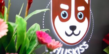 Photo: Huskiss