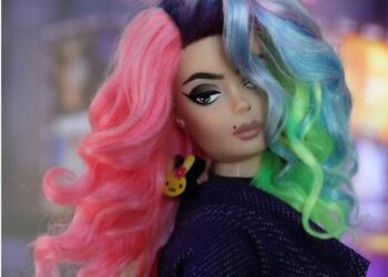 Photo: Instagram (@welovetheroyaldolls)