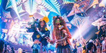 The Neon Jungle/Psychedelic Stage