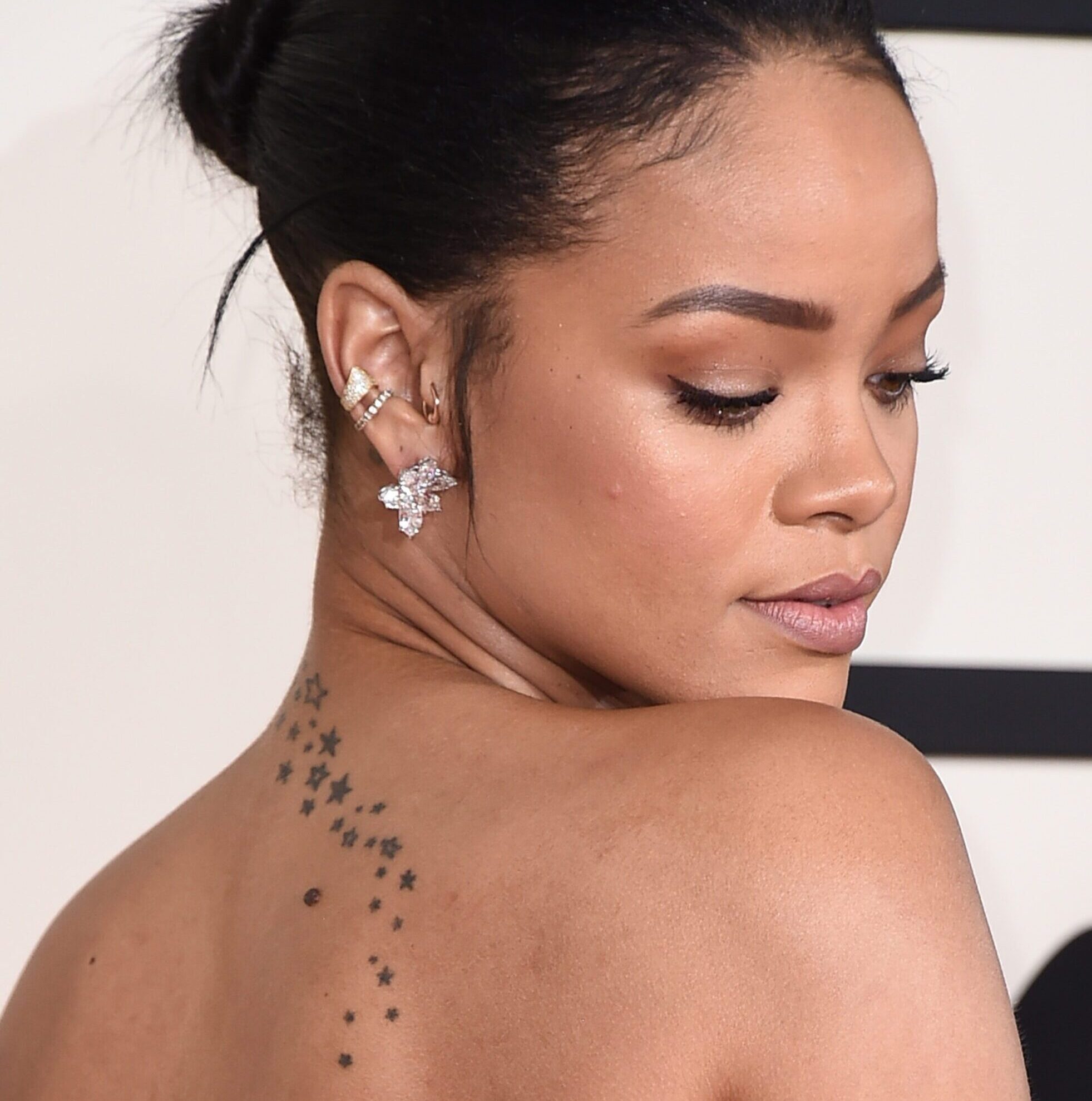 Rihanna Tattoo Star3 scaled 1 e1616689613555