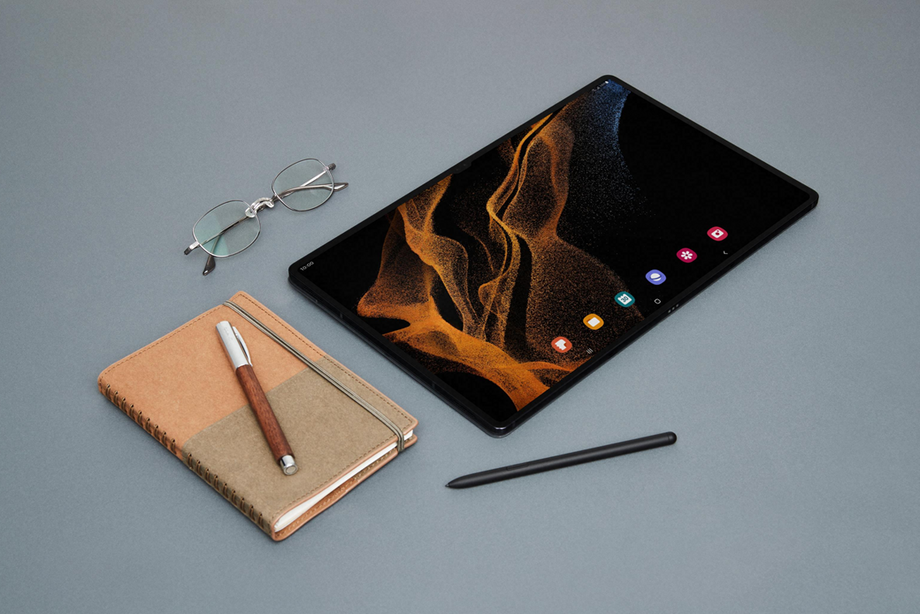 A New Way to Journal with the Samsung Galaxy Tab S8 visual