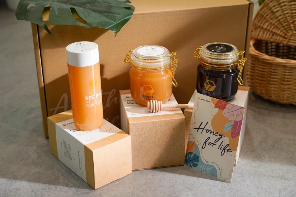Jungle Houses varieties of Parents Day honey gift sets 1