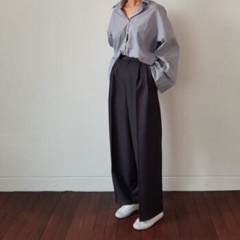 Japanese Minimalist Fashion Is Monumental! – LIPSTIQ