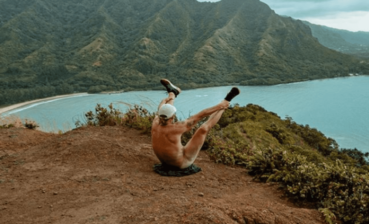 If You're Into TikTok's As*holeTanning Trend, You're An As*hole