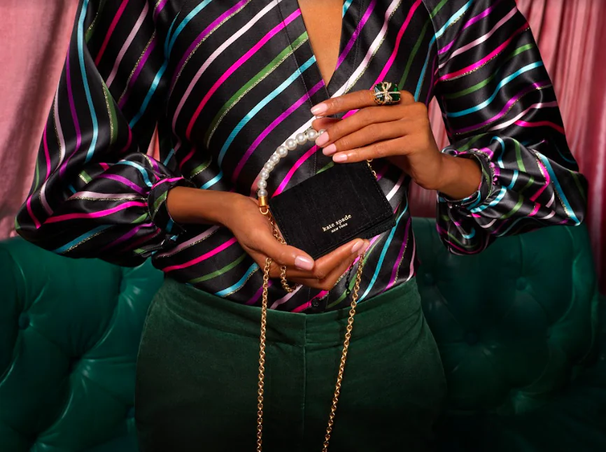 Kate Spade's 2022 Holiday Collection Is LE-GEN-DA-RY! –