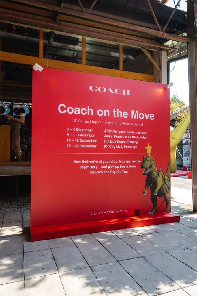 COACH ON THE MOVE 09 11zon